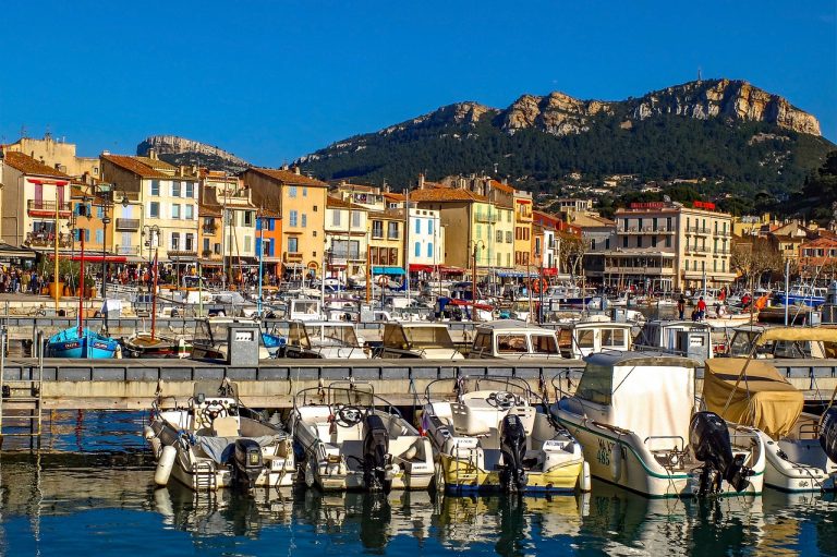 Cassis, destination incontournable en Provence Guide du campingcar